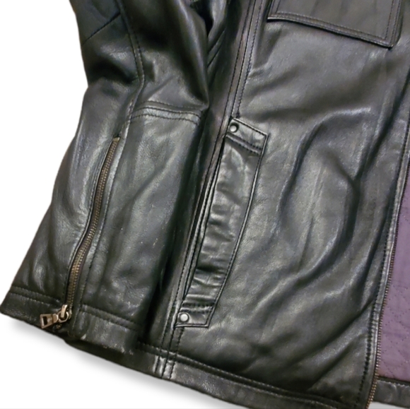 Danier leather jacket - Picture 4 of 9
